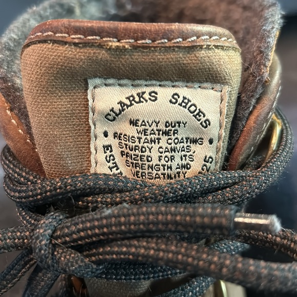 Clarks Boots Size 8 Heavy Duty Weather Resistant  Leather Casual Brown Boots - Picture 7 of 8